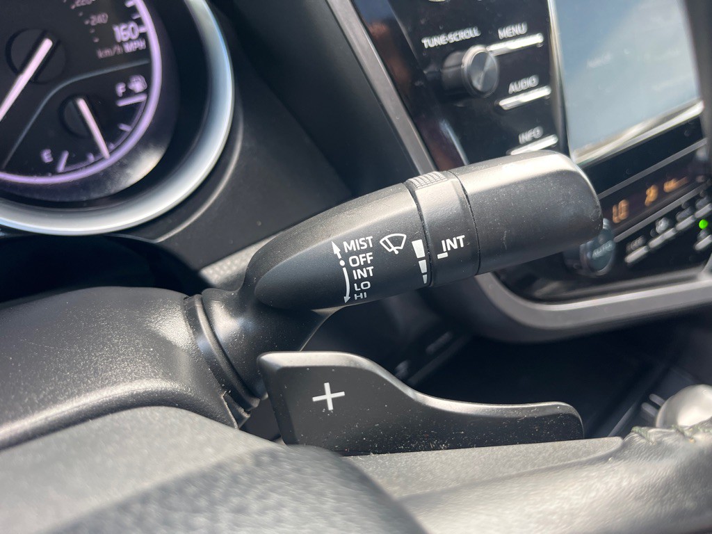 2018 Toyota Camry Image 33