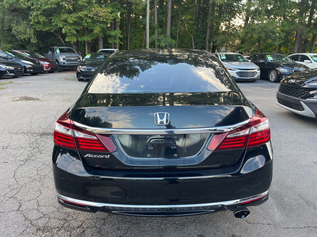 2016 Honda Accord Image 5