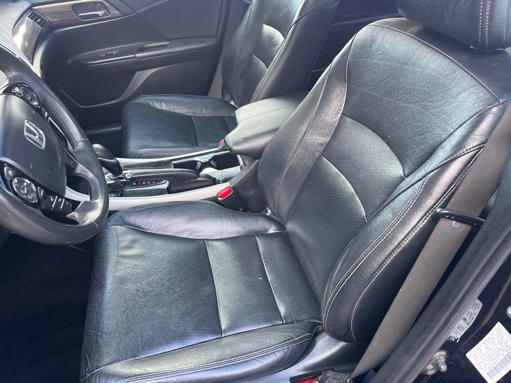 2016 Honda Accord Image 7