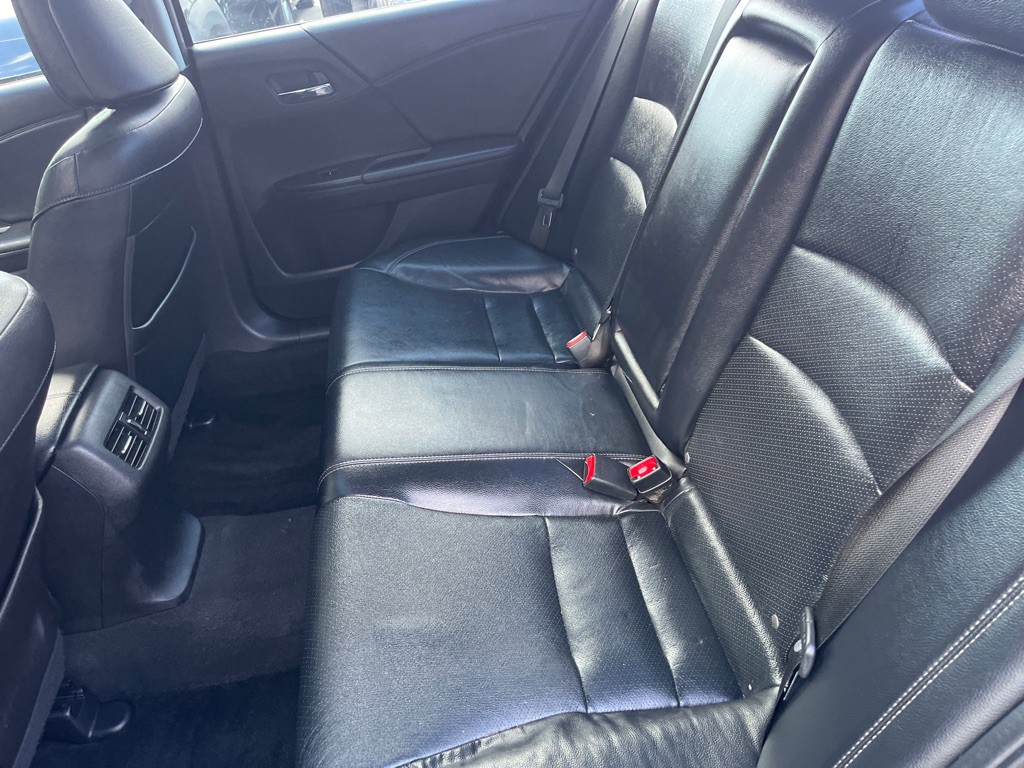 2016 Honda Accord Image 8