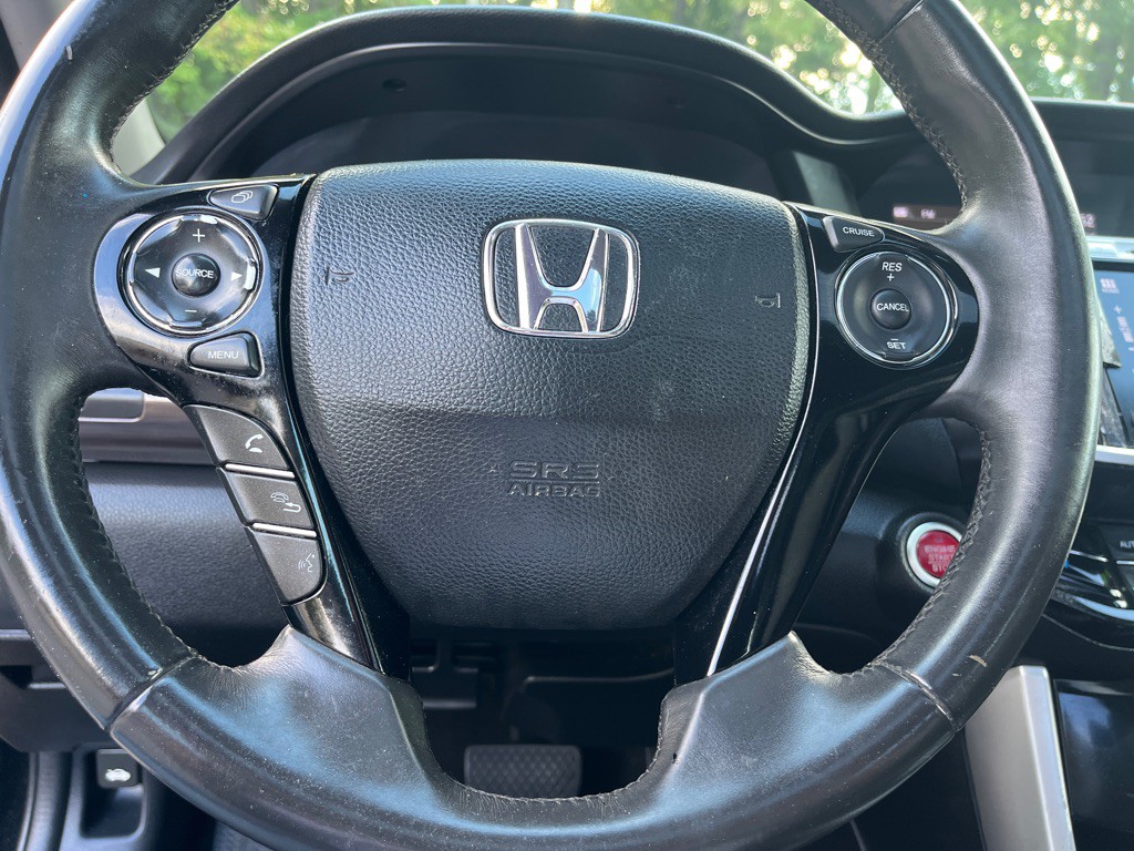 2016 Honda Accord Image 13