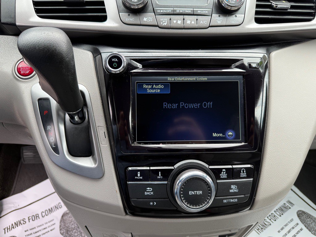 2016 Honda Odyssey Image 13