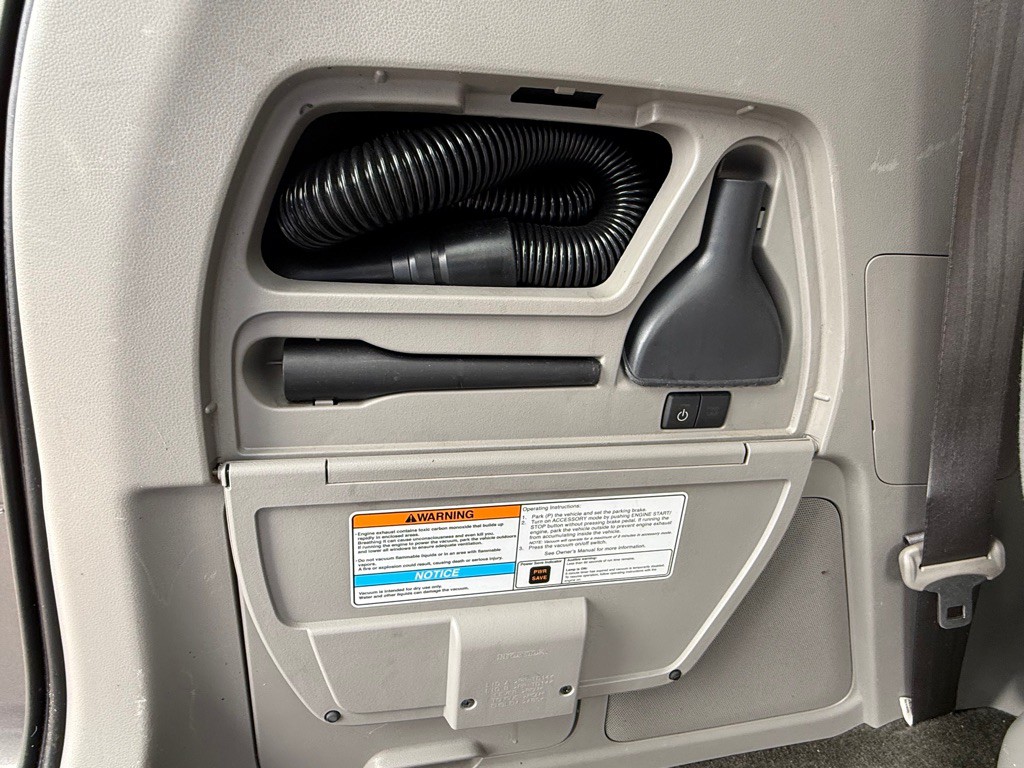 2016 Honda Odyssey Image 35