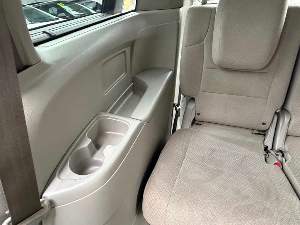 2016 Honda Odyssey Image 38