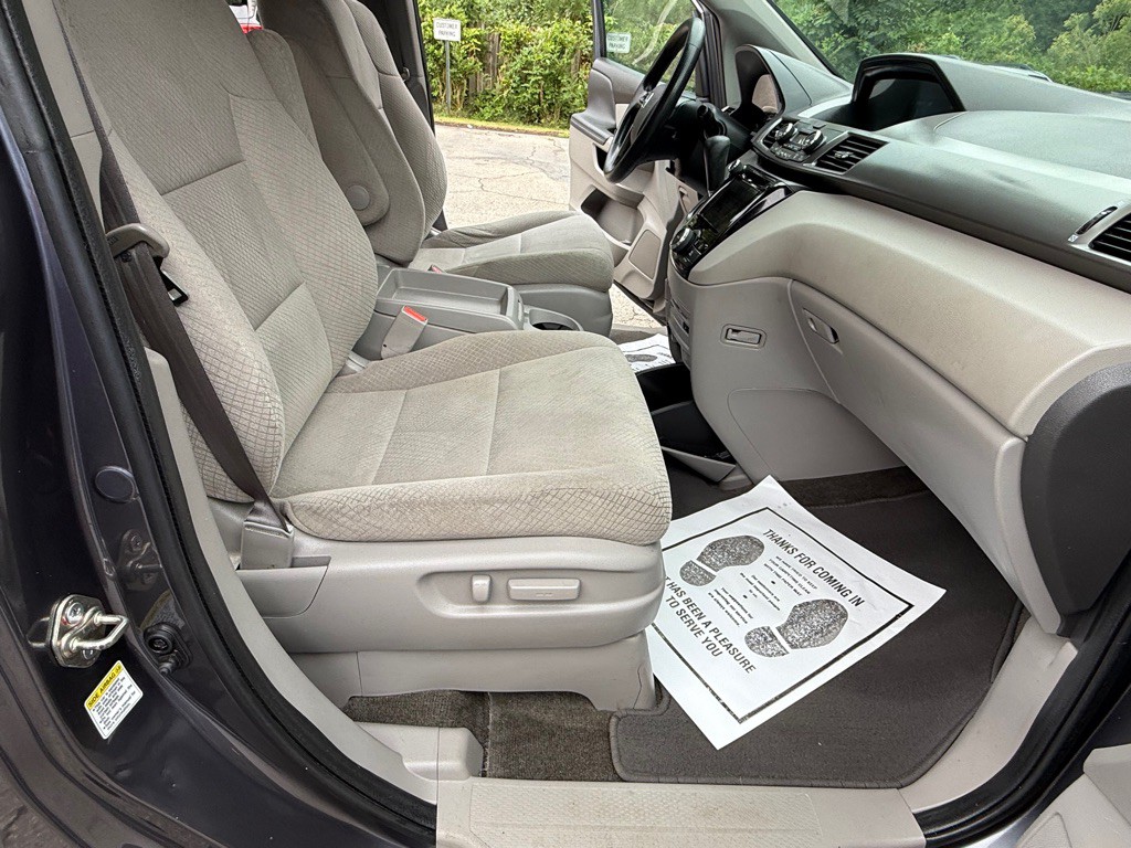 2016 Honda Odyssey Image 41