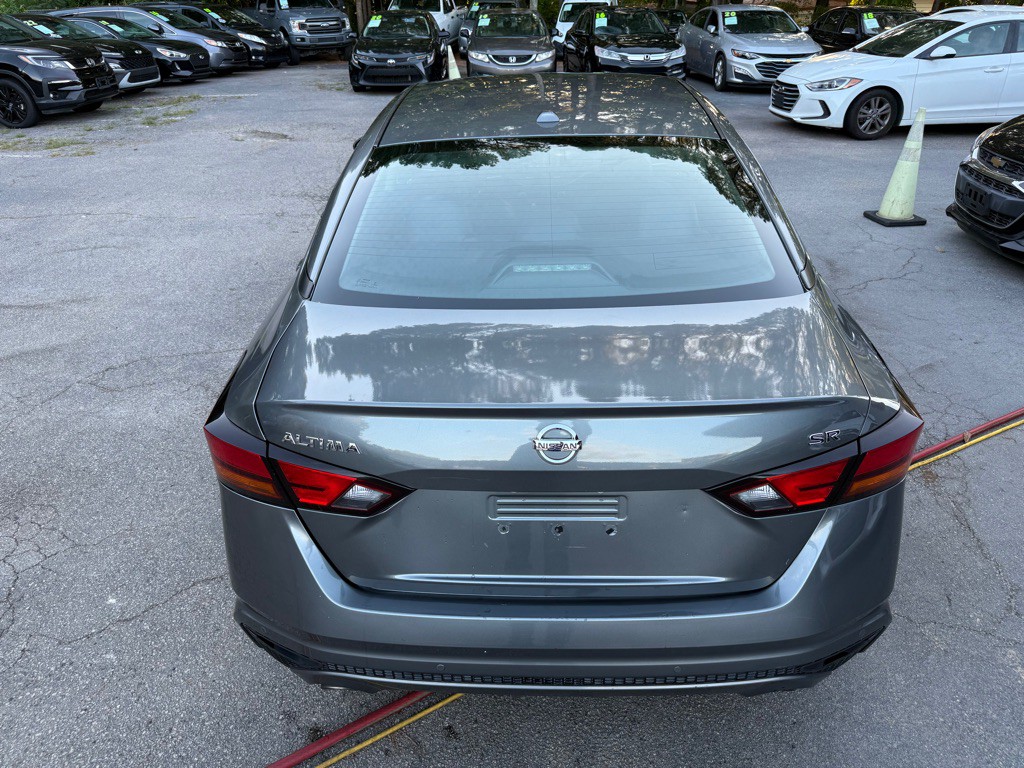 2021 Nissan Altima Image 7