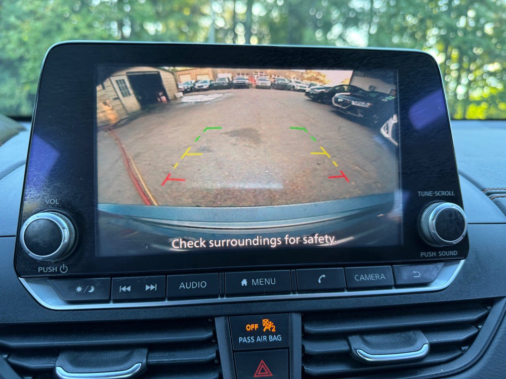 2021 Nissan Altima Image 21