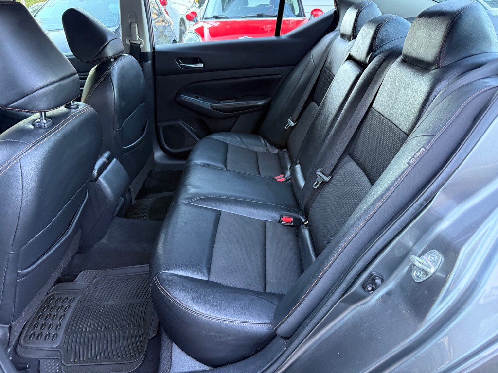 2021 Nissan Altima Image 11