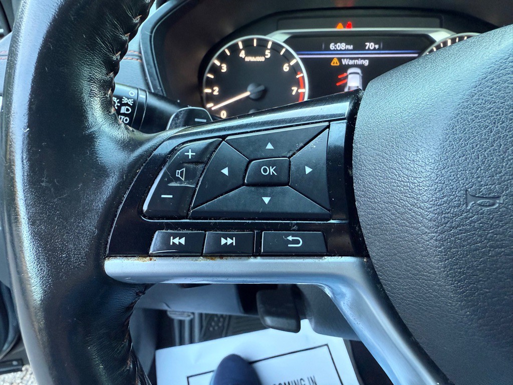 2021 Nissan Altima Image 17