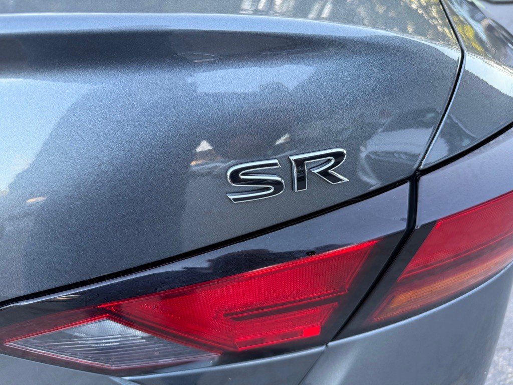 2021 Nissan Altima Image 33