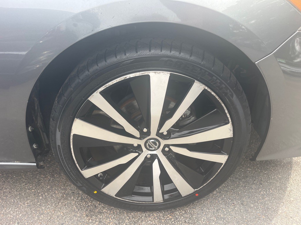 2021 Nissan Altima Image 43