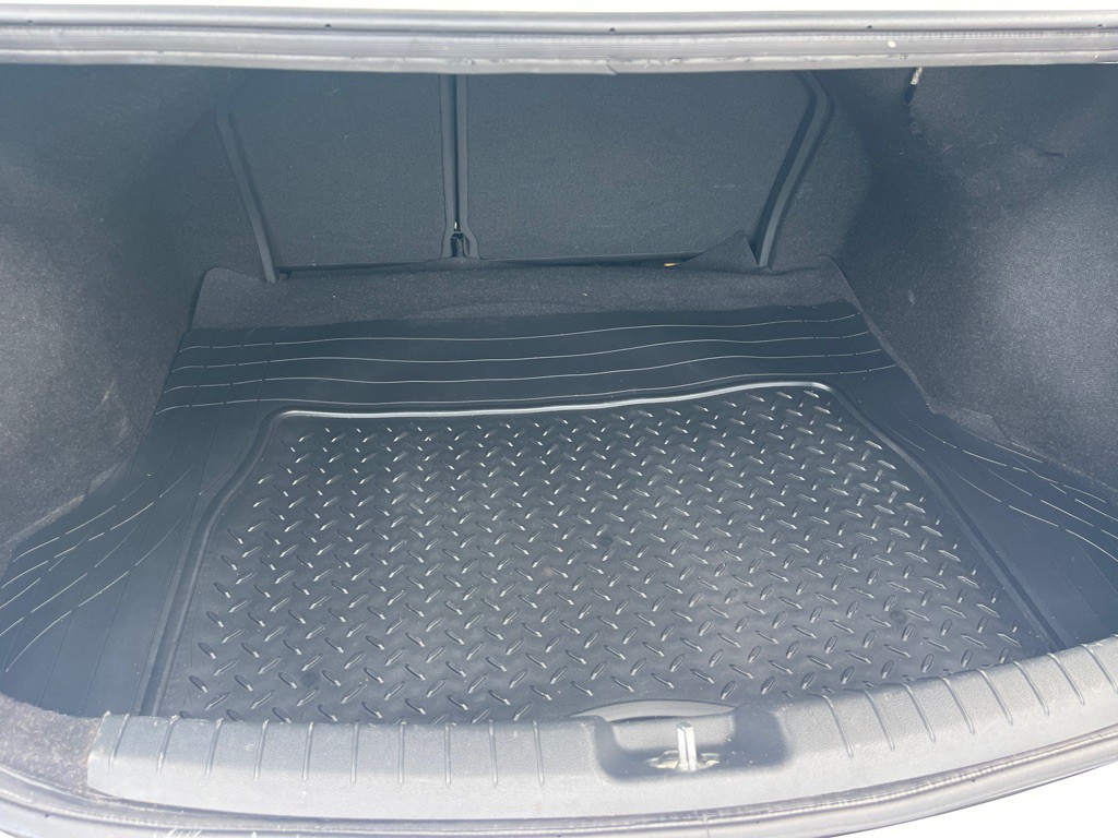2017 Hyundai Elantra Image 22