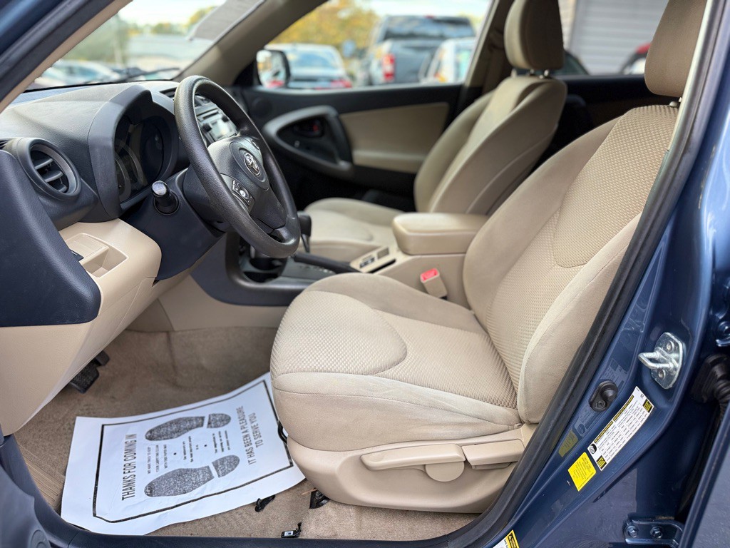 2012 Toyota Rav4 Image 11