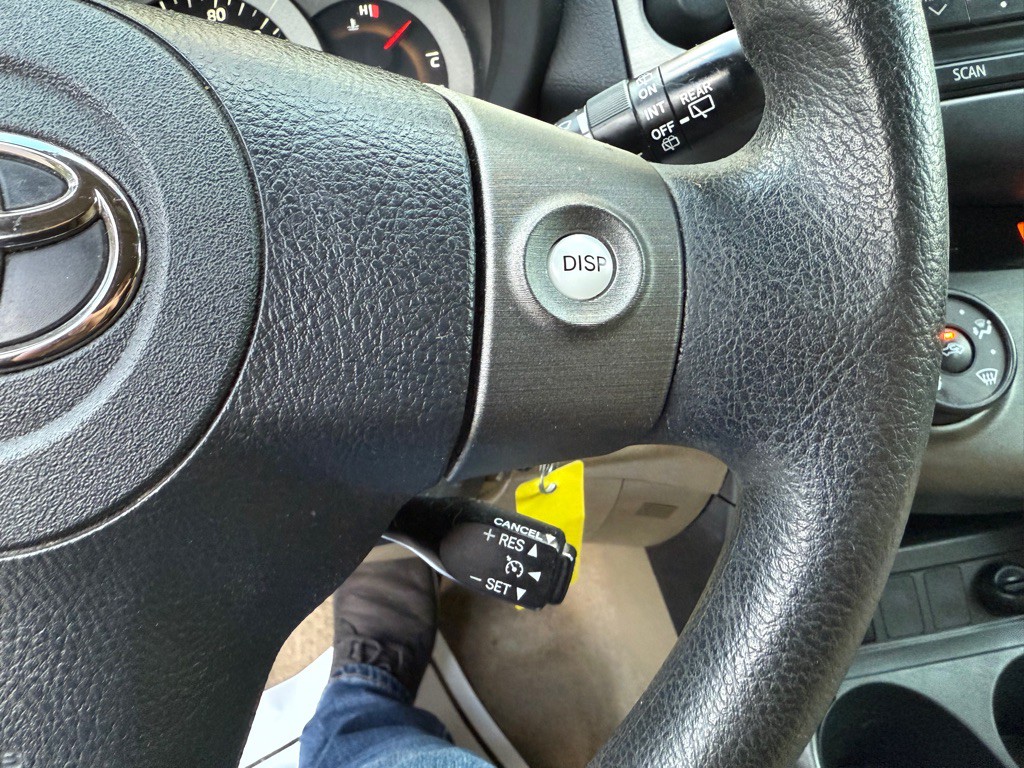 2012 Toyota Rav4 Image 17