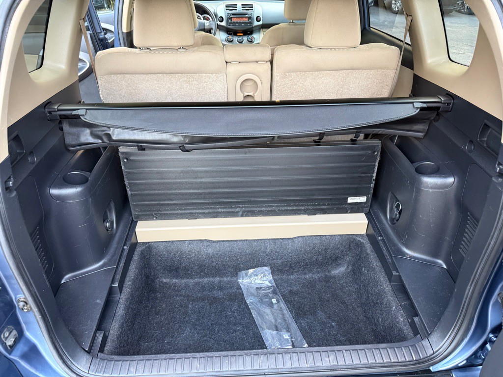 2012 Toyota Rav4 Image 32