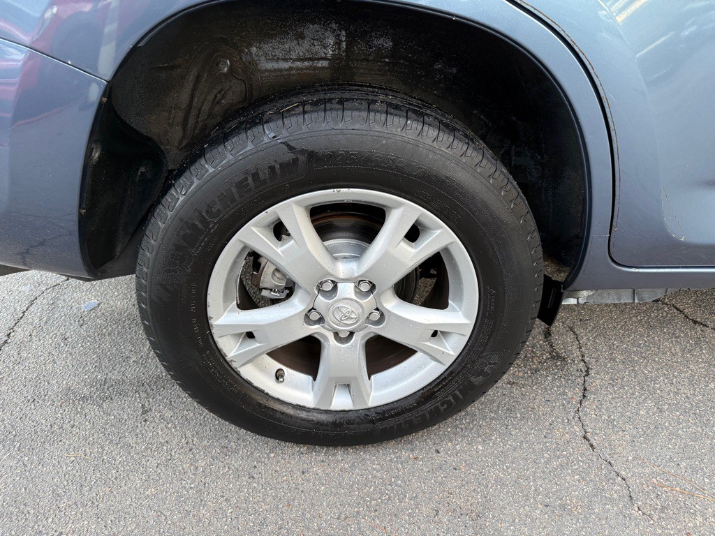 2012 Toyota Rav4 Image 43