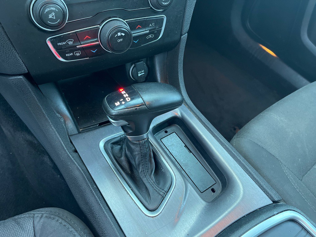 2015 Dodge Charger Image 15