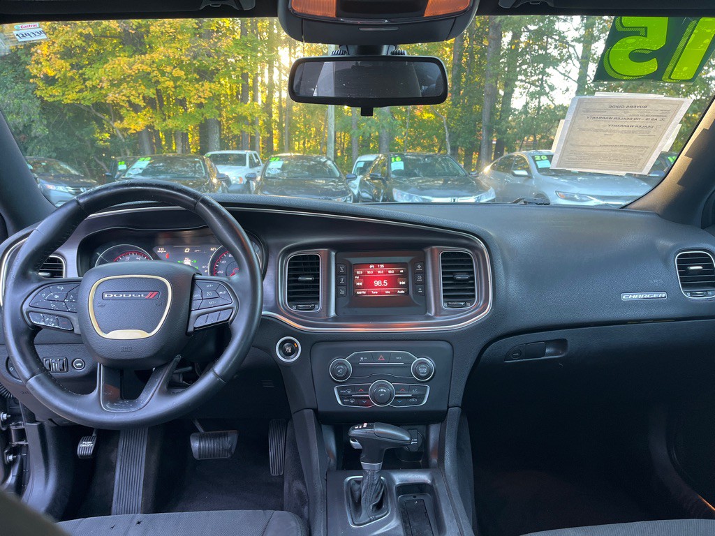 2015 Dodge Charger Image 24