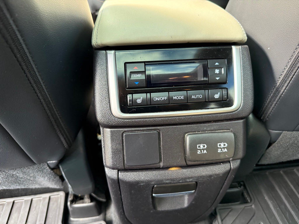 2019 Subaru Ascent Image 40