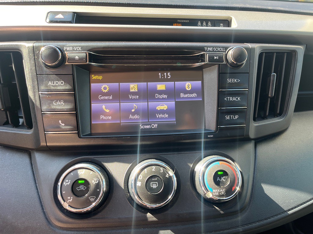 2018 Toyota Rav4 Image 17