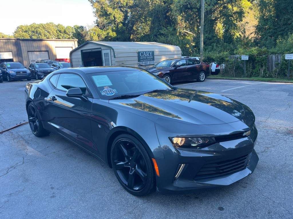 2017 Chevrolet Camaro Image 3