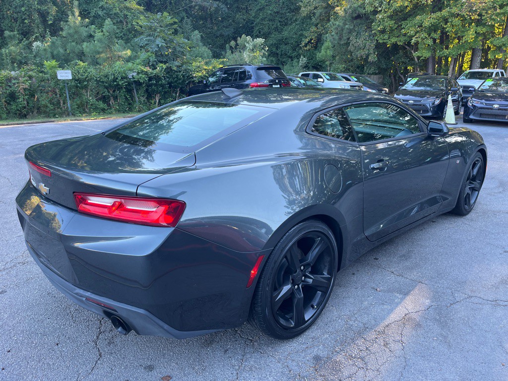 2017 Chevrolet Camaro Image 4