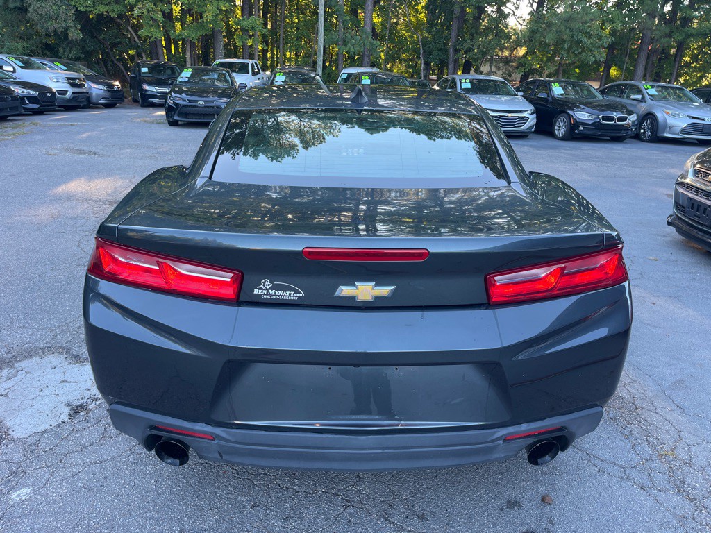 2017 Chevrolet Camaro Image 5