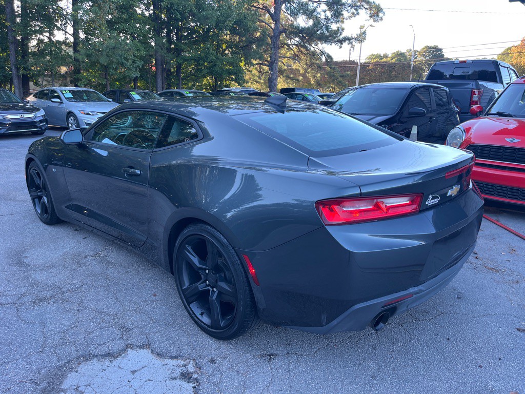 2017 Chevrolet Camaro Image 6