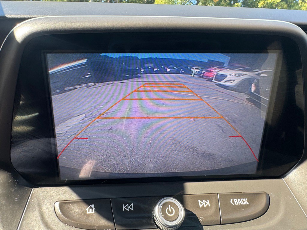 2017 Chevrolet Camaro Image 13