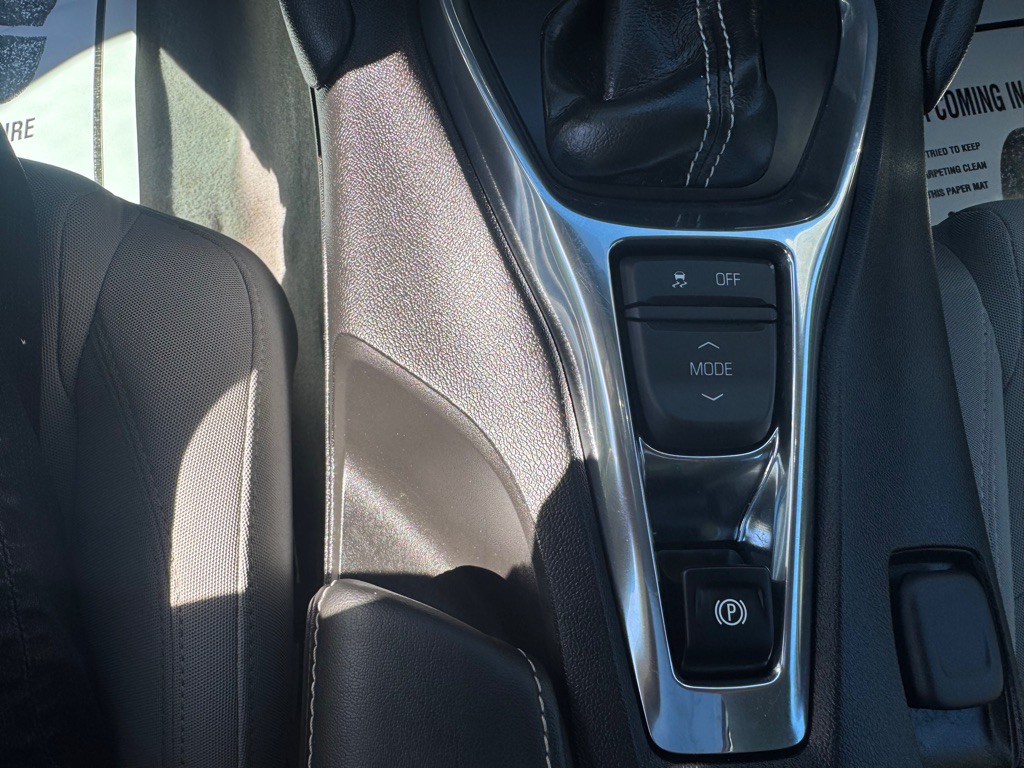 2017 Chevrolet Camaro Image 14