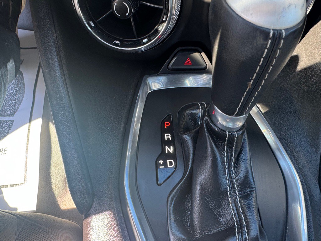 2017 Chevrolet Camaro Image 15