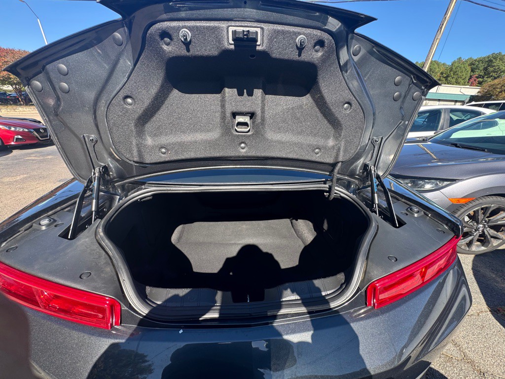 2017 Chevrolet Camaro Image 30