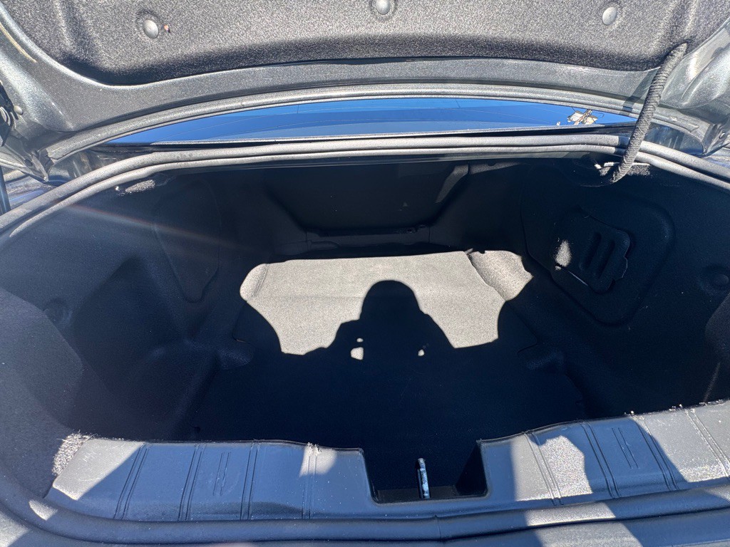 2017 Chevrolet Camaro Image 31