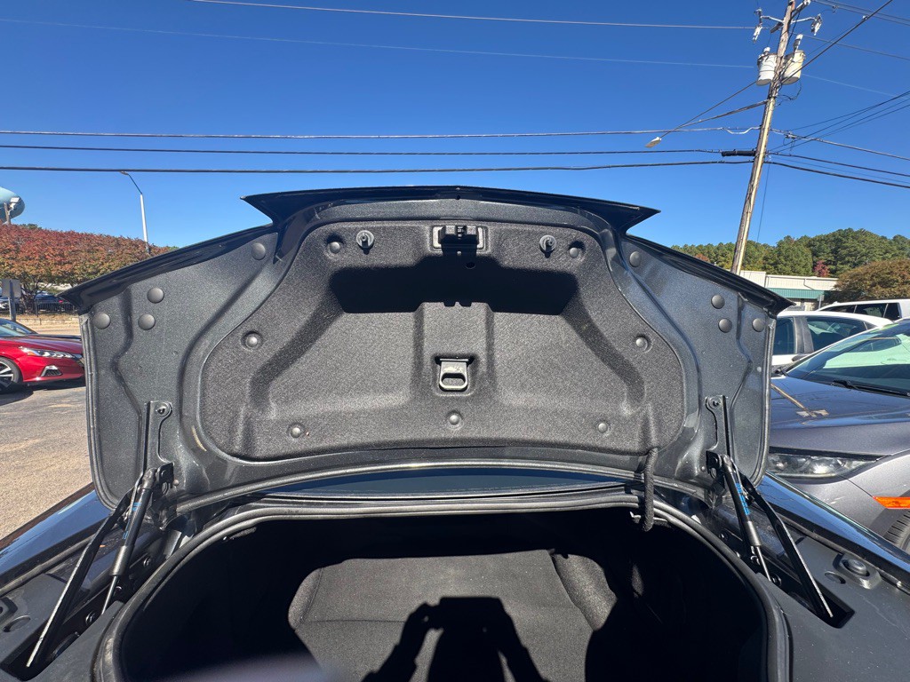 2017 Chevrolet Camaro Image 32