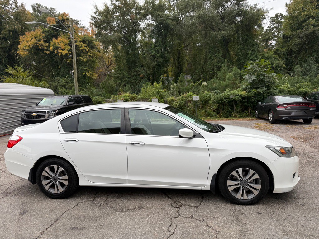 2015 Honda Accord Image 4