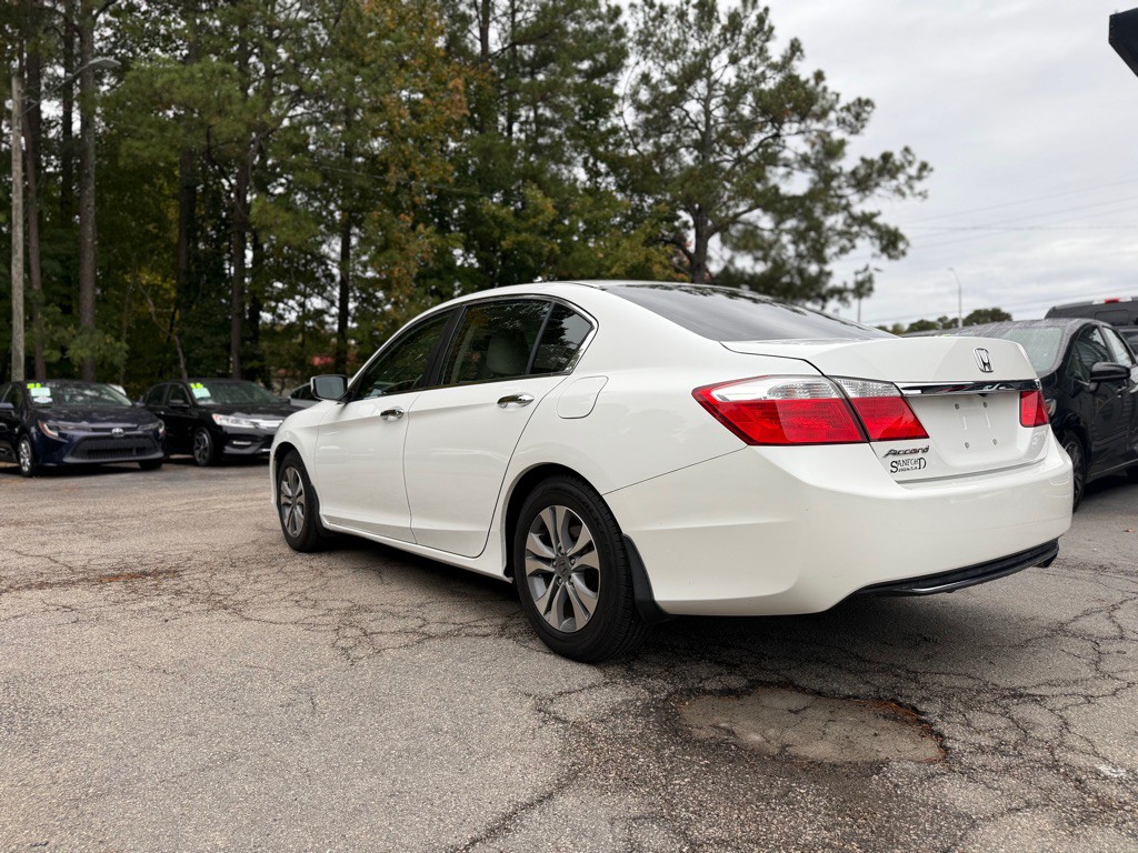 2015 Honda Accord Image 8