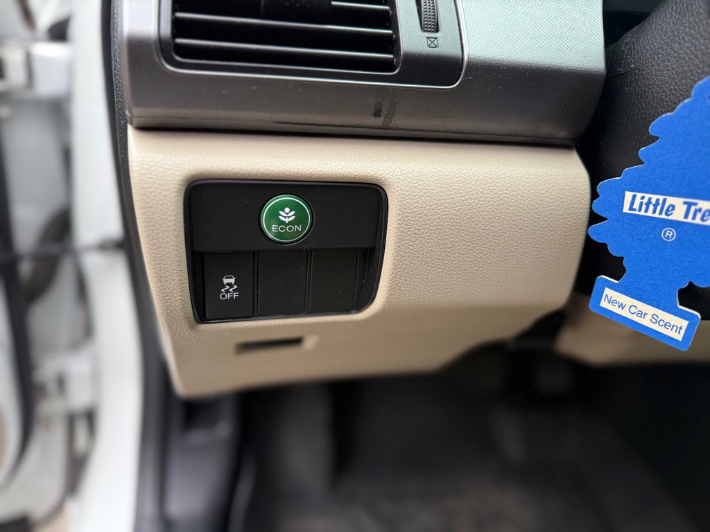 2015 Honda Accord Image 13