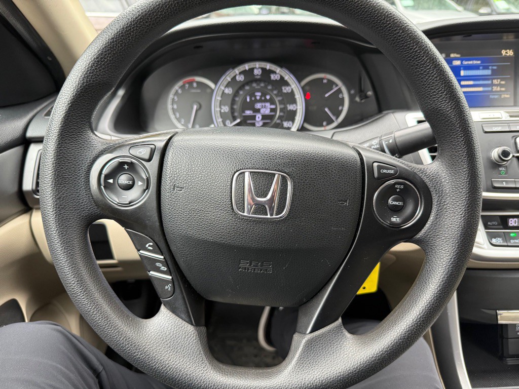 2015 Honda Accord Image 19