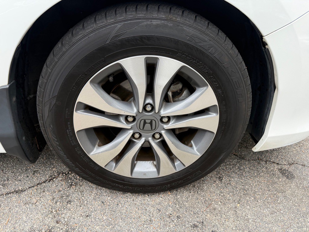 2015 Honda Accord Image 43