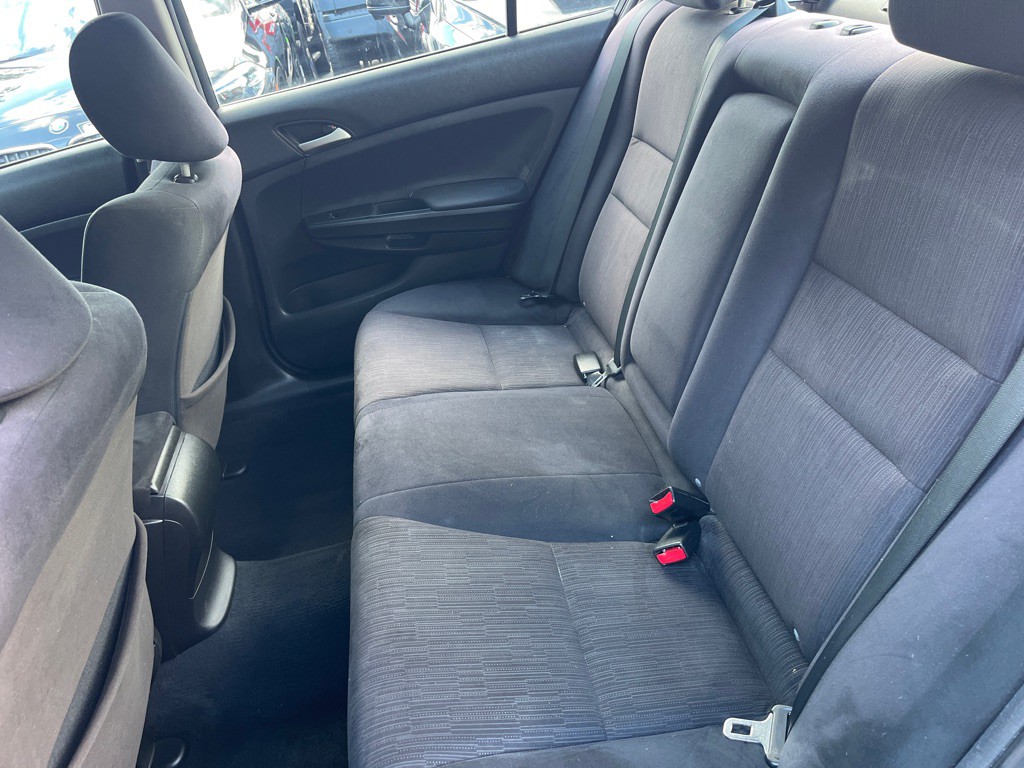 2012 Honda Accord Image 12