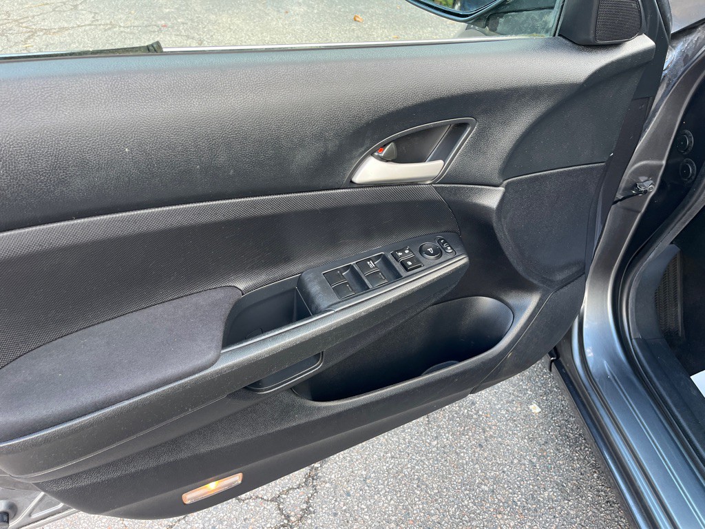 2012 Honda Accord Image 13