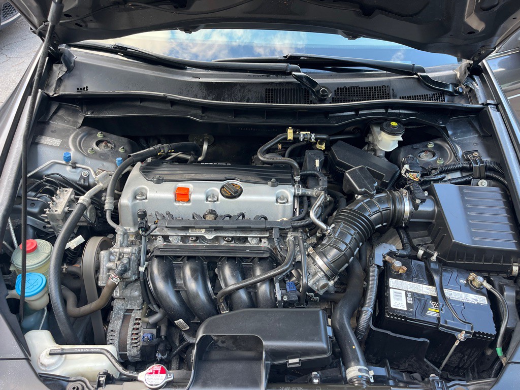 2012 Honda Accord Image 24