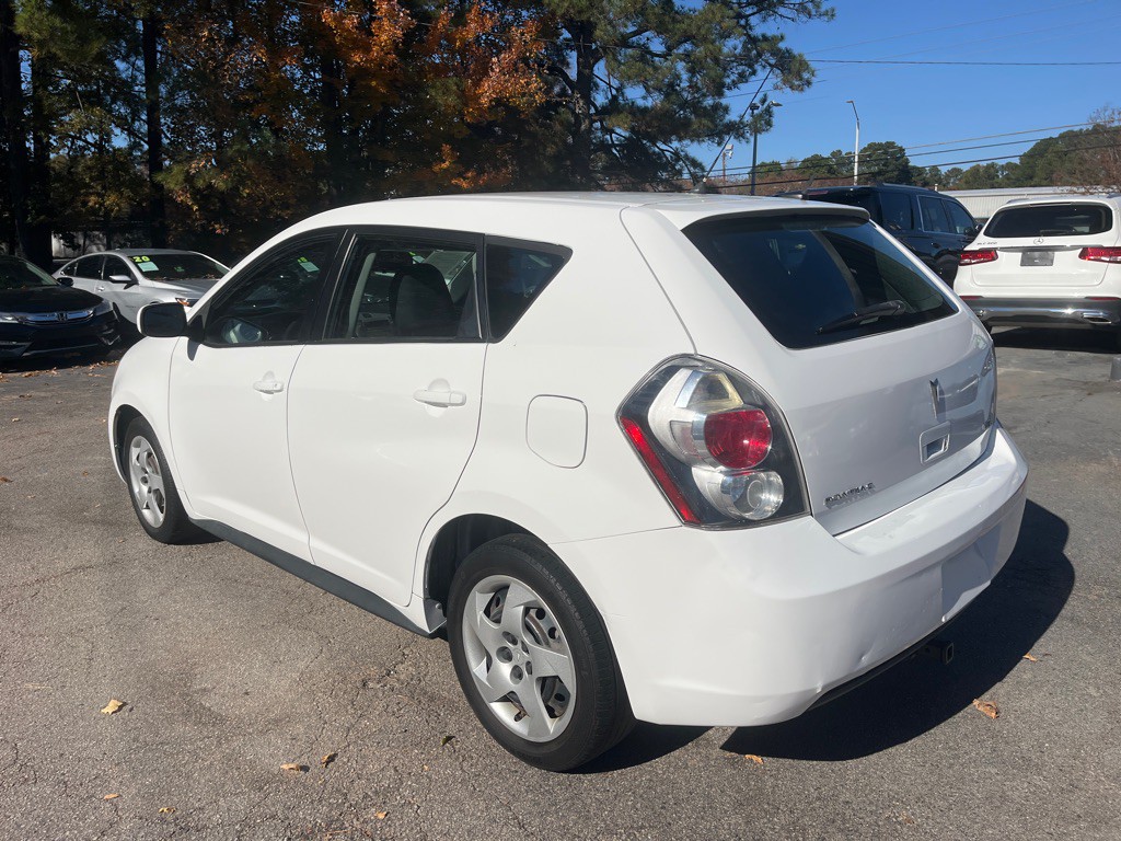 2010 Pontiac Vibe Image 6
