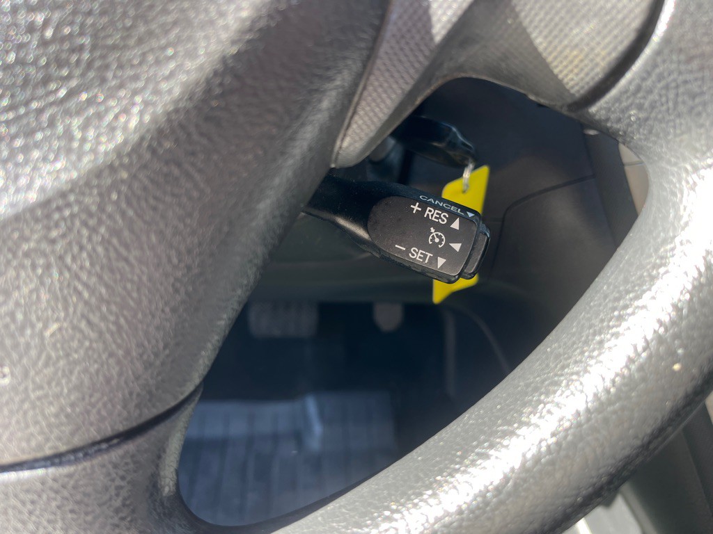 2010 Pontiac Vibe Image 12