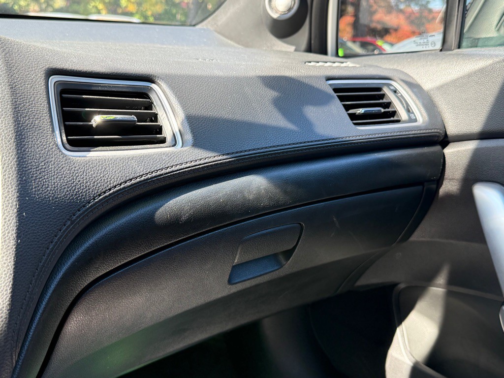 2015 Honda Civic Image 22