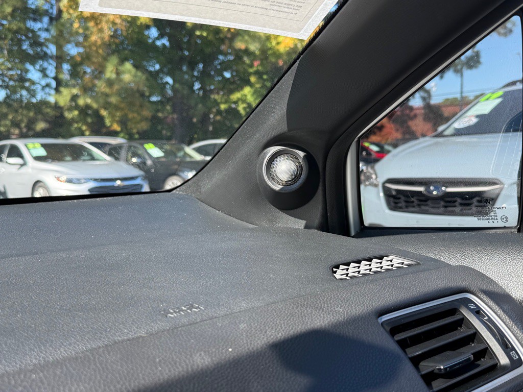 2015 Honda Civic Image 23