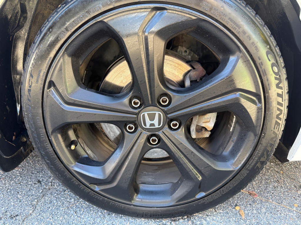 2015 Honda Civic Image 32