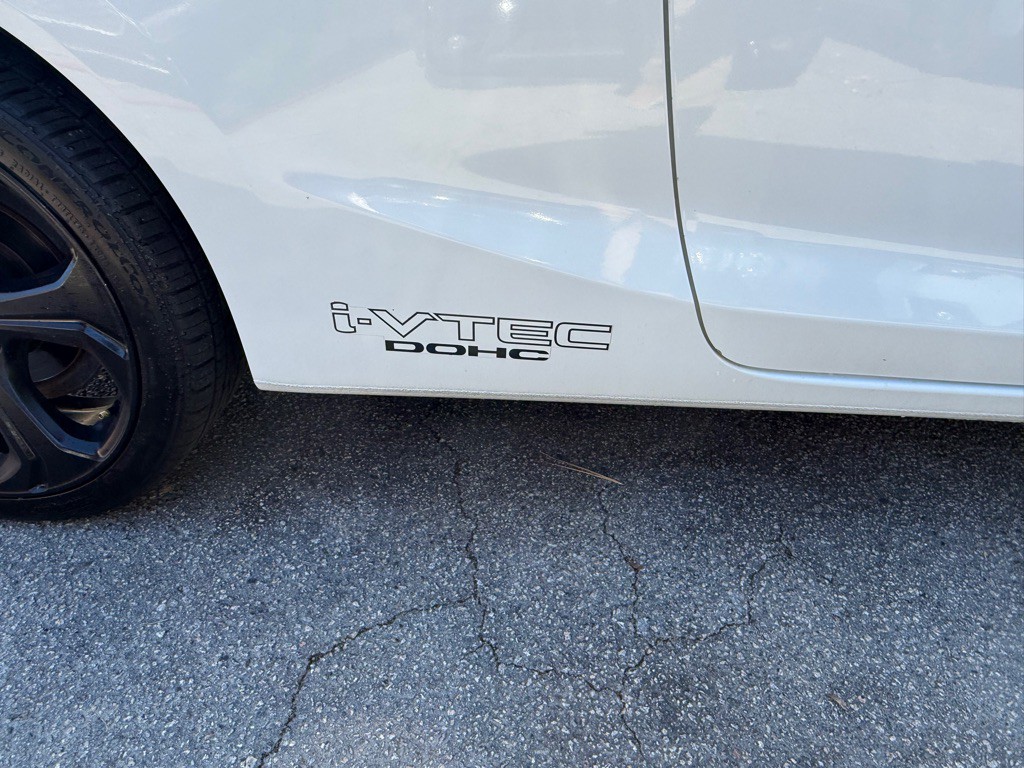 2015 Honda Civic Image 37