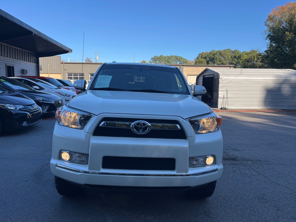 2013 Toyota 4Runner Image 2