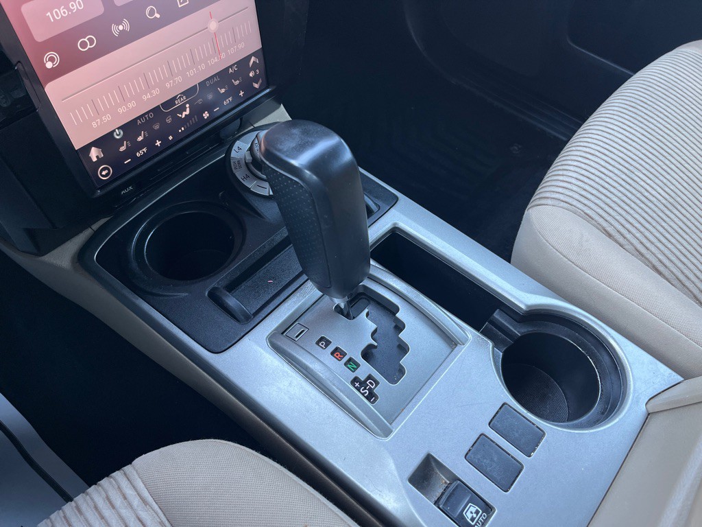 2013 Toyota 4Runner Image 18